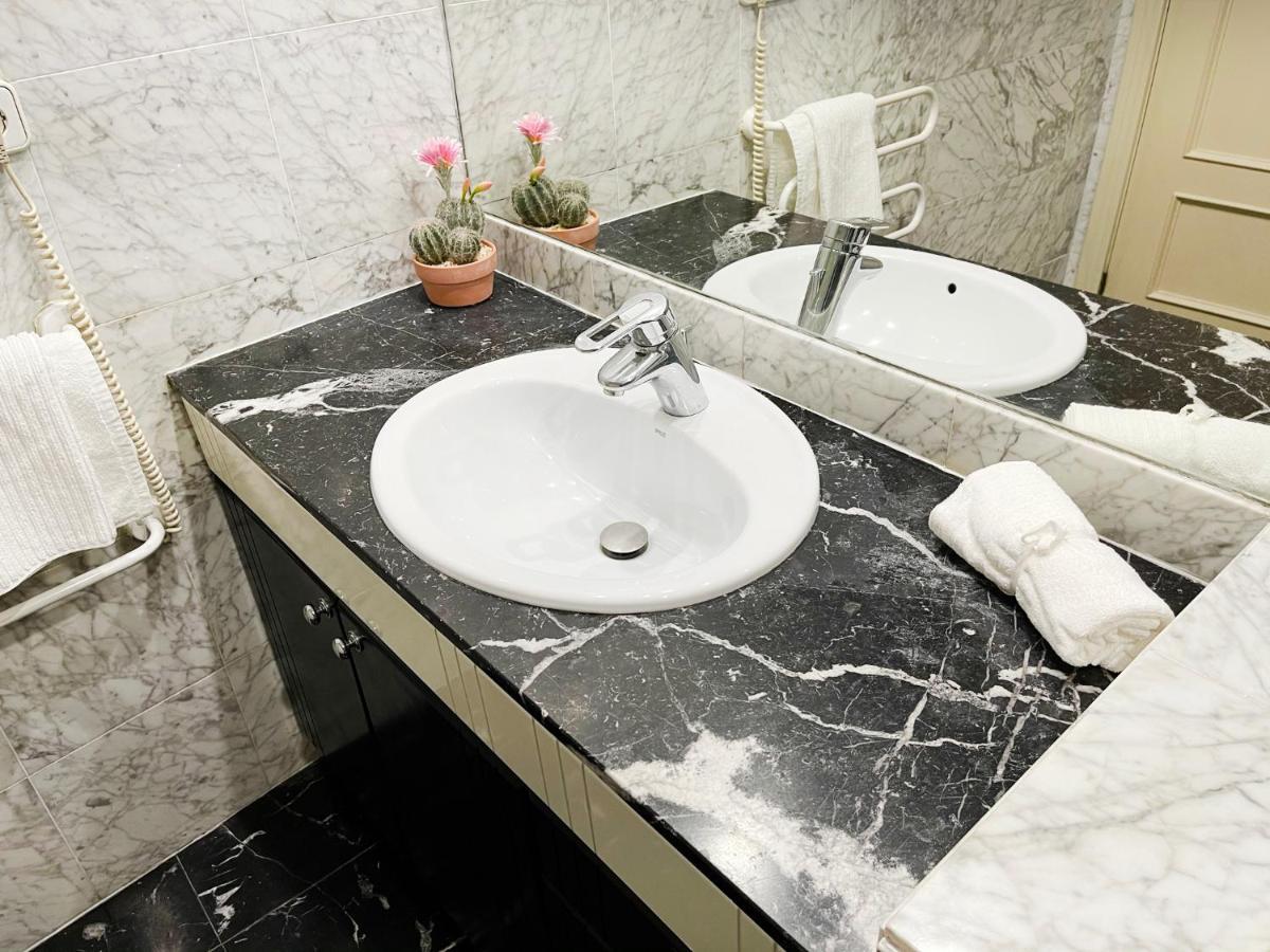 Encantador Apartamento De 125 M2 En Pleno Centro -Prime Video Zaragoza Eksteriør billede